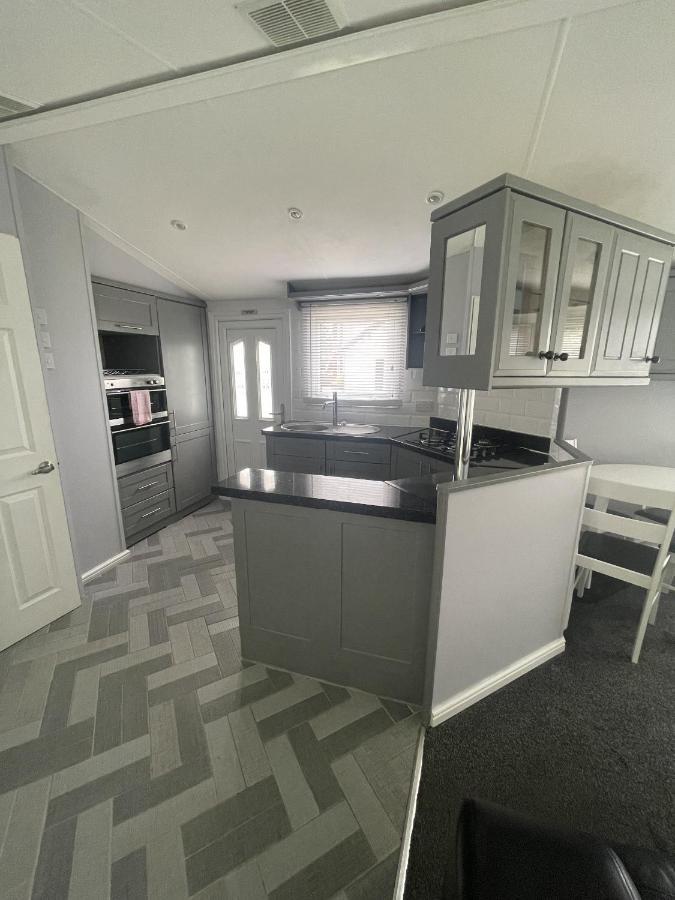 The Winchester Chalet By Sasco Blackpool Exterior photo